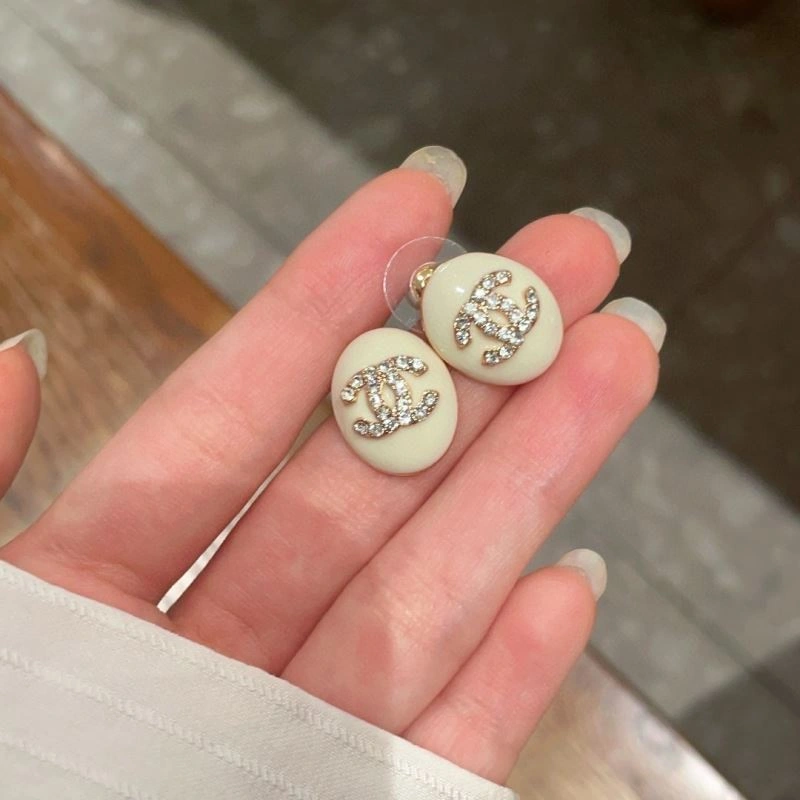 Chanel Earrings FreshLook 226112