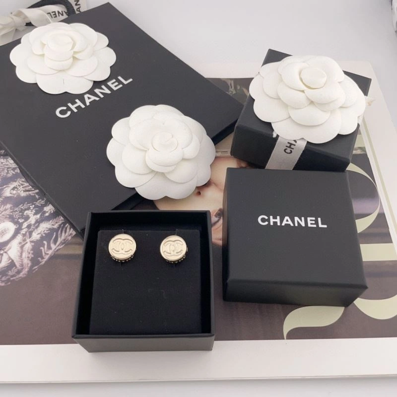 Bright Chanel Earrings 226121