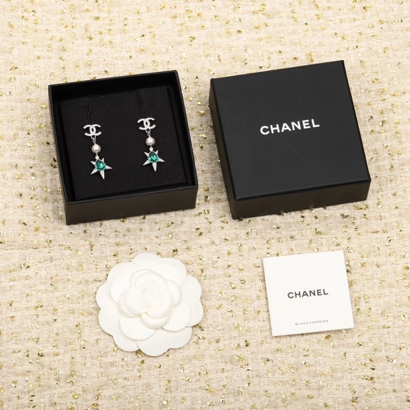 Chic Chanel Earrings 226105