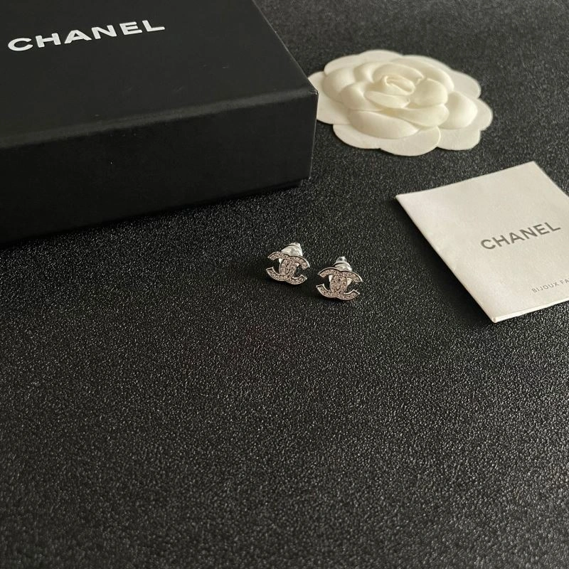 FashionForward Chanel Earrings 226100