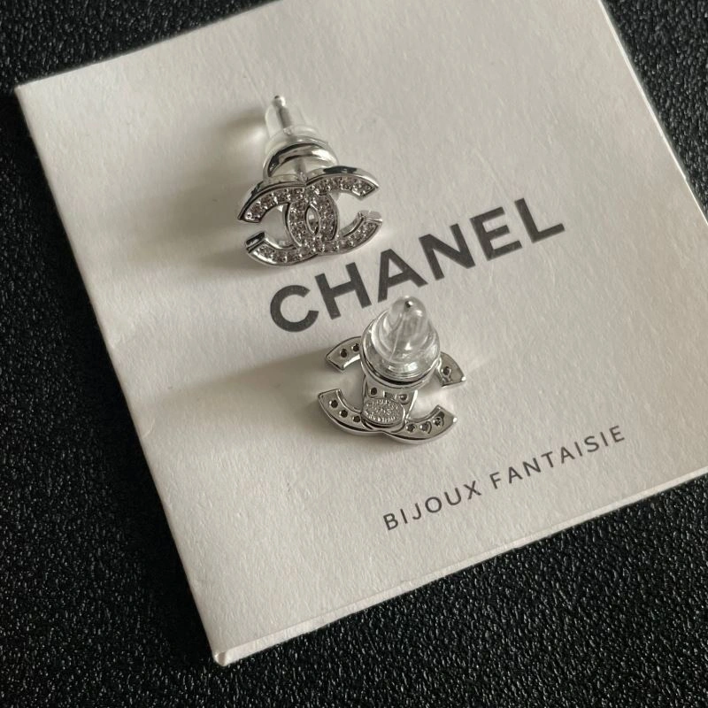 FashionForward Chanel Earrings 226100