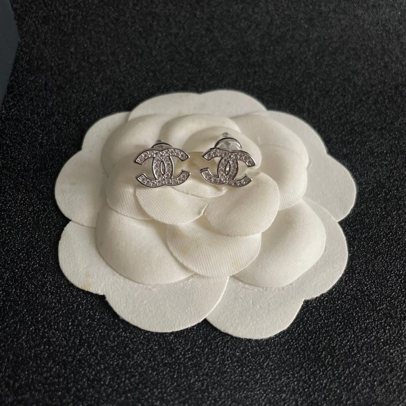 FashionForward Chanel Earrings 226100