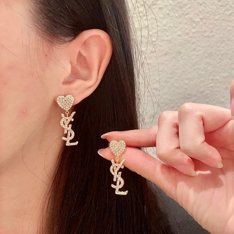 Durable Chanel Earrings 226109