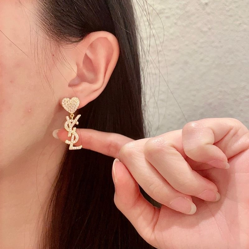 Durable Chanel Earrings 226109
