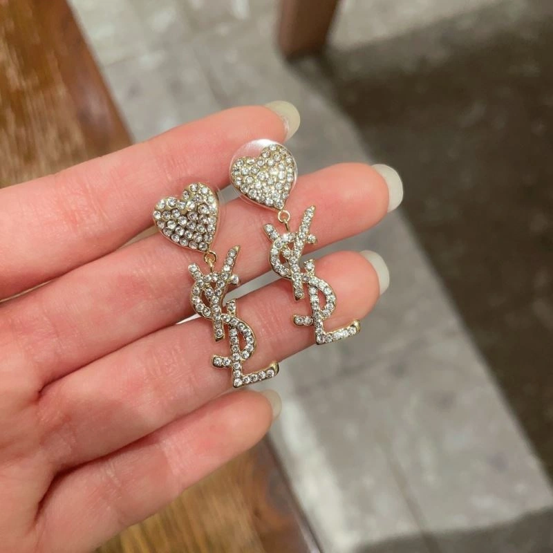 Durable Chanel Earrings 226109