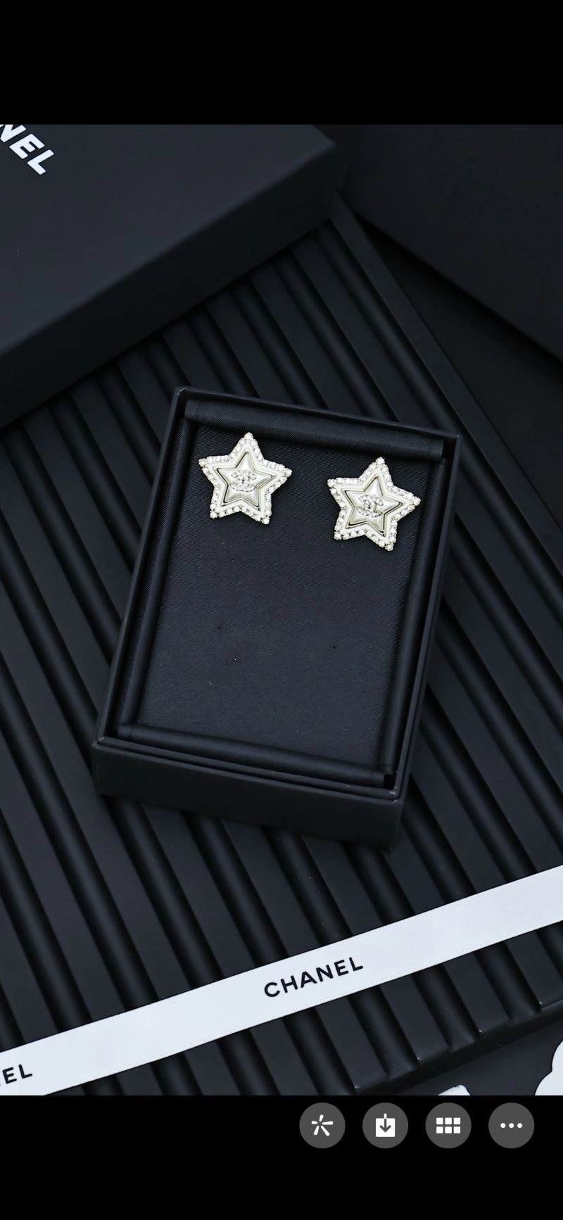 Breathable Chanel Earrings 226104
