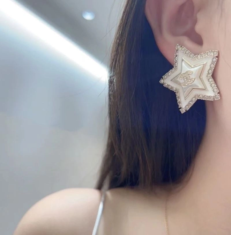 Breathable Chanel Earrings 226104
