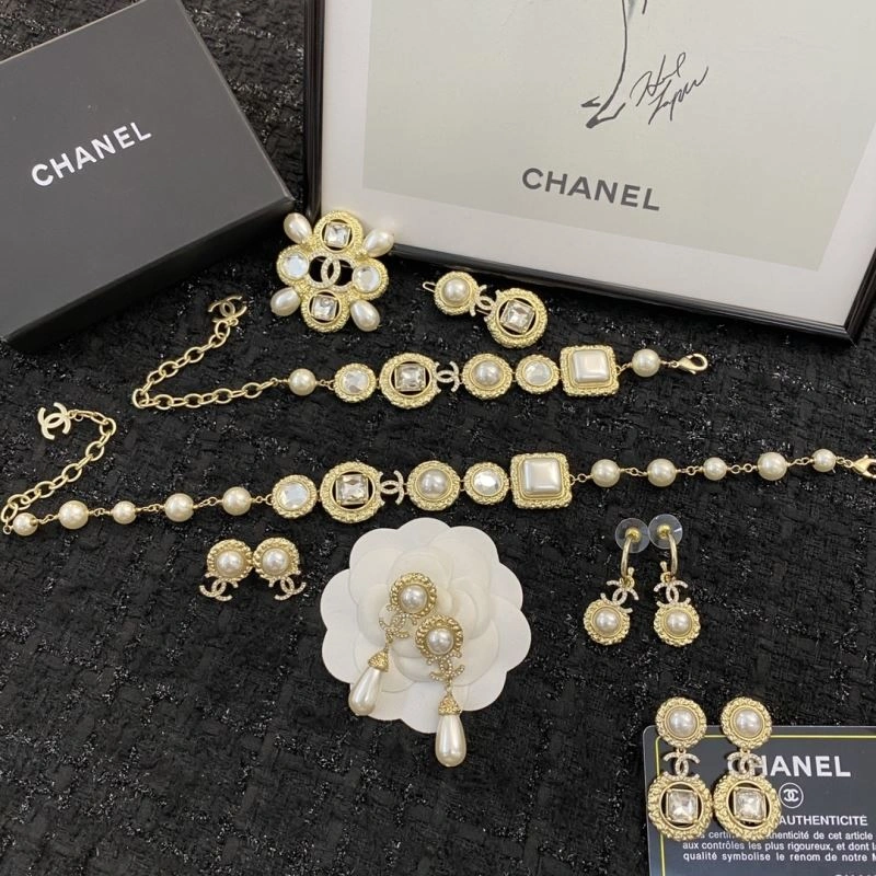 TimelessDesign Chanel Earrings 226099