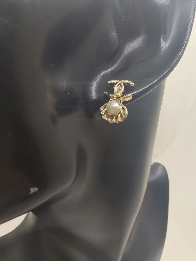 Chanel Earrings ComfortFit 226097
