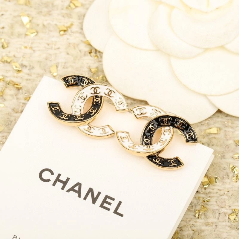 Sleek Chanel Earrings 226123