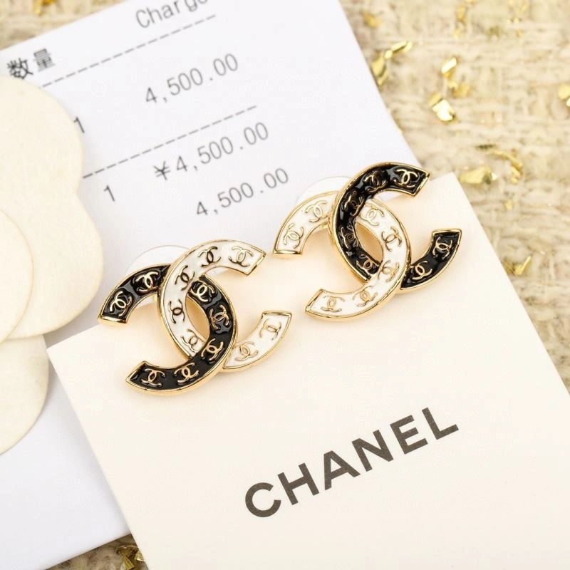 Sleek Chanel Earrings 226123