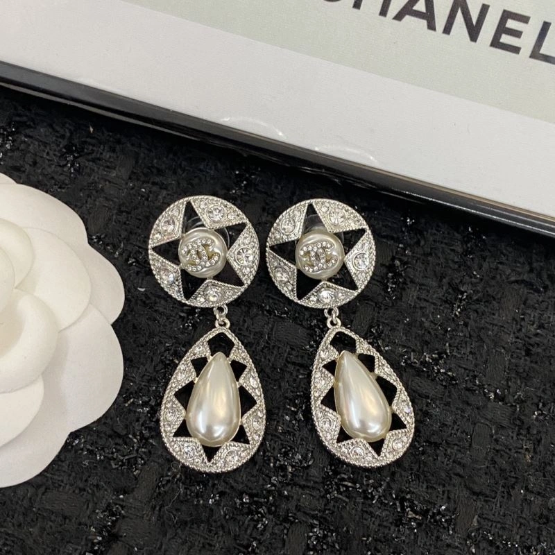 Premium Chanel Earrings 226078