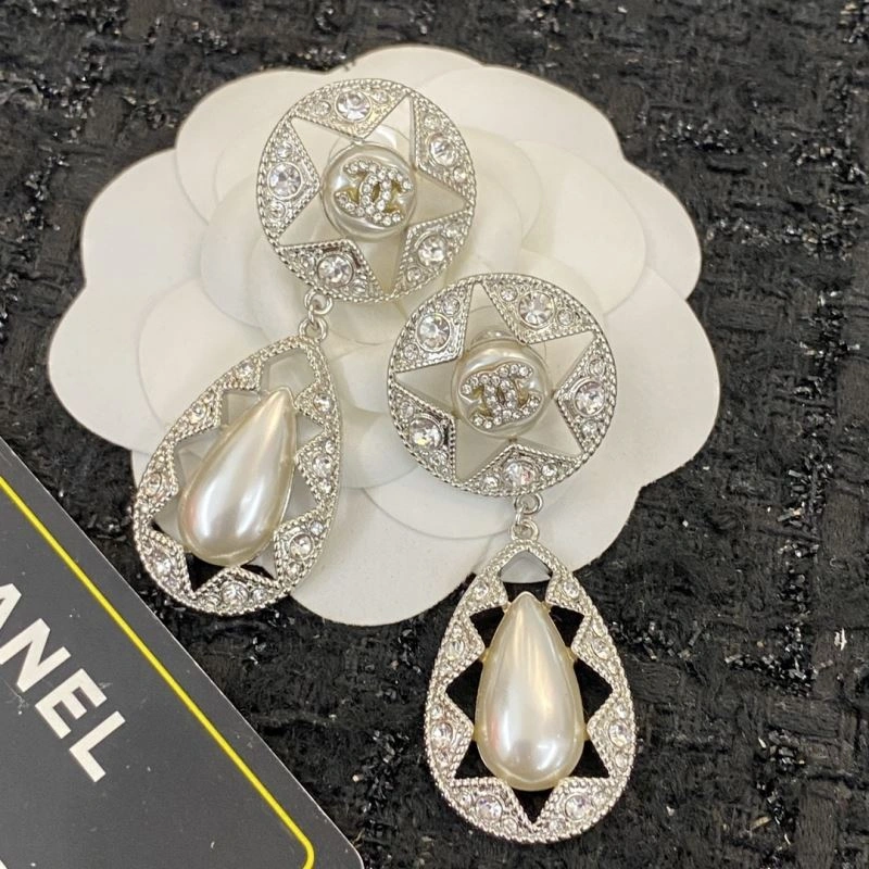 Premium Chanel Earrings 226078