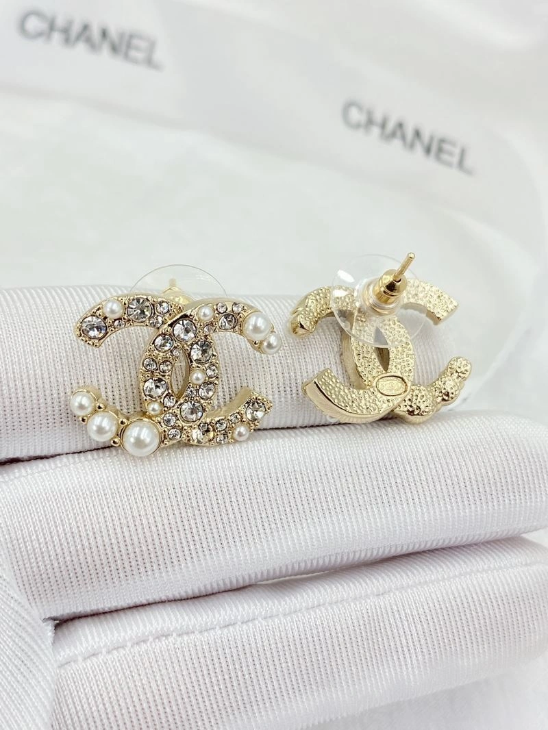 Unisex Chanel Earrings 226084