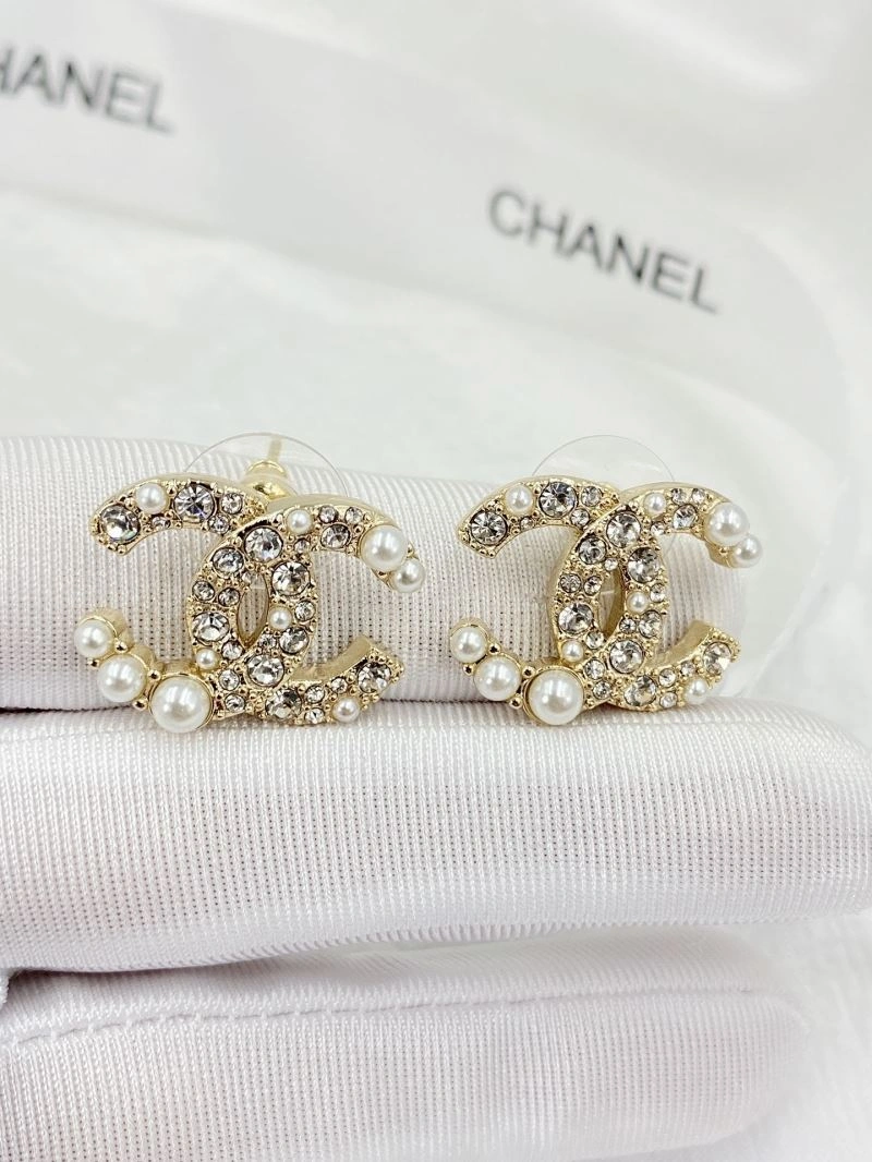 Unisex Chanel Earrings 226084