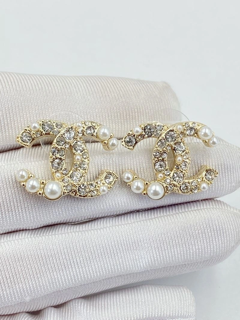 Unisex Chanel Earrings 226084