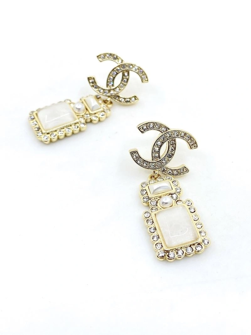 Chanel Earrings GoAnywhere 226075