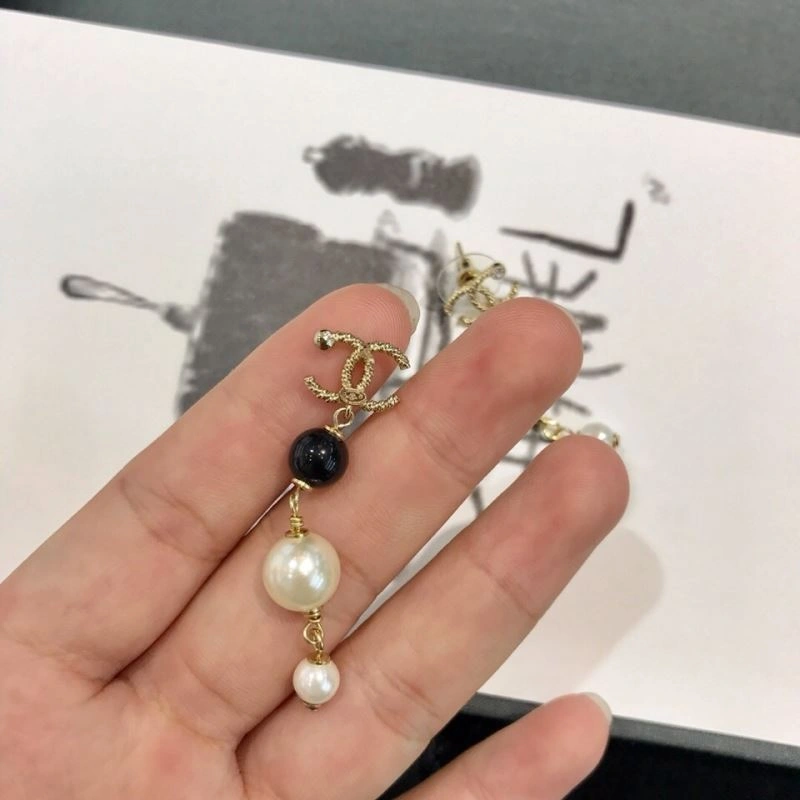 Chanel Earrings DailyWear 226080