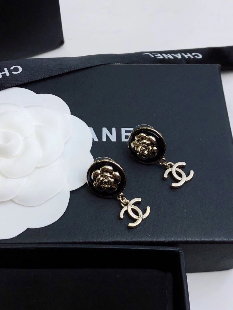 Chanel Earrings Elegant 226079