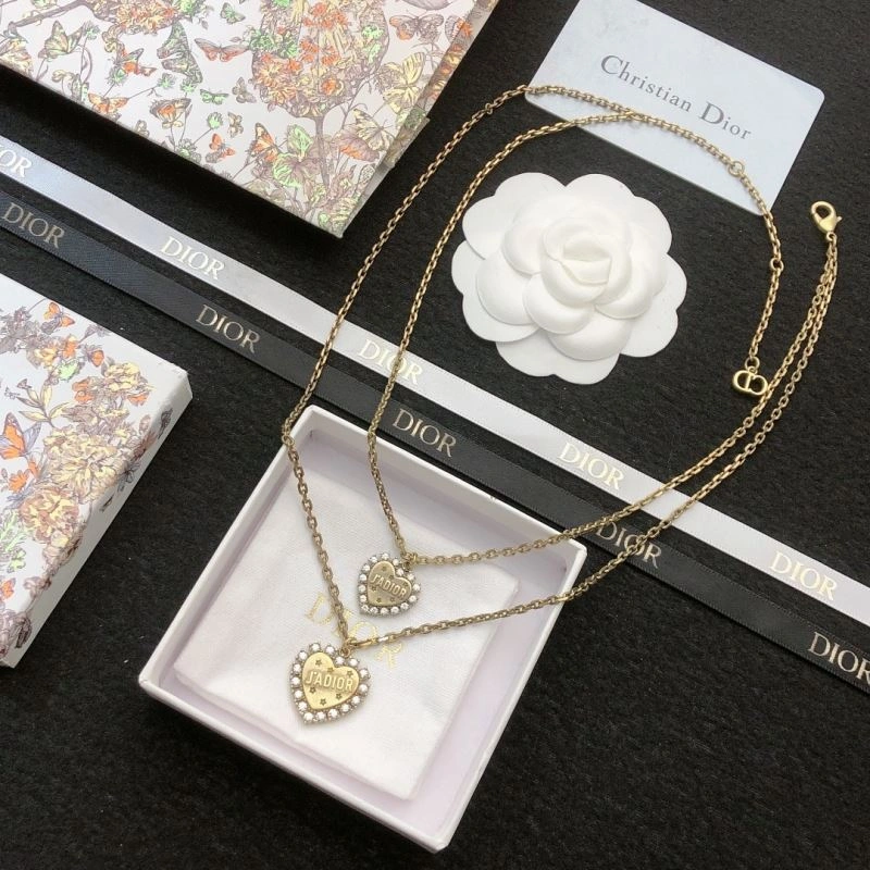 Chanel Earrings Efficient 226069