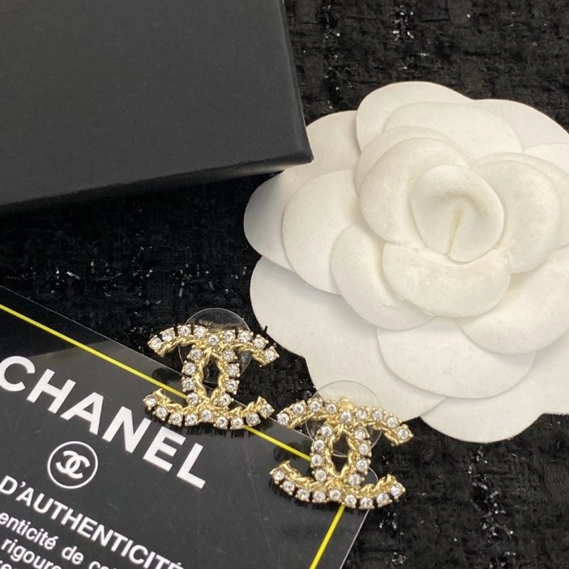 Popular Chanel Earrings 226059