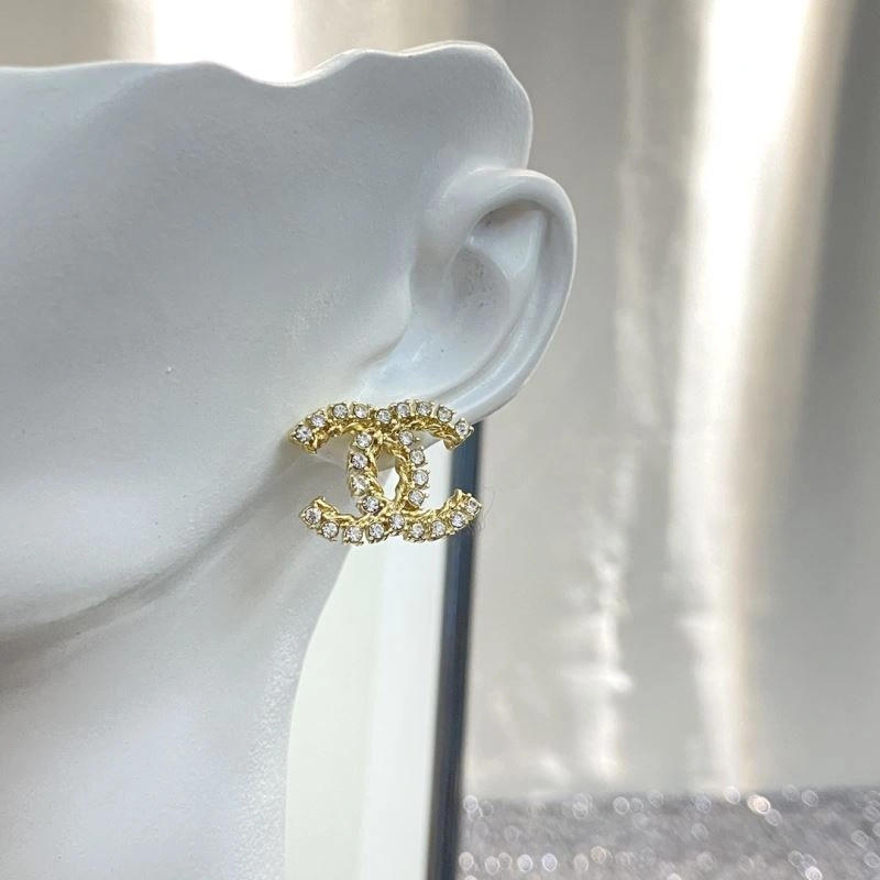 Popular Chanel Earrings 226059