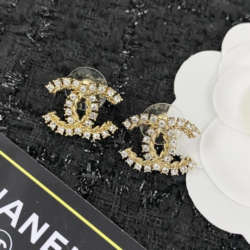 Popular Chanel Earrings 226059