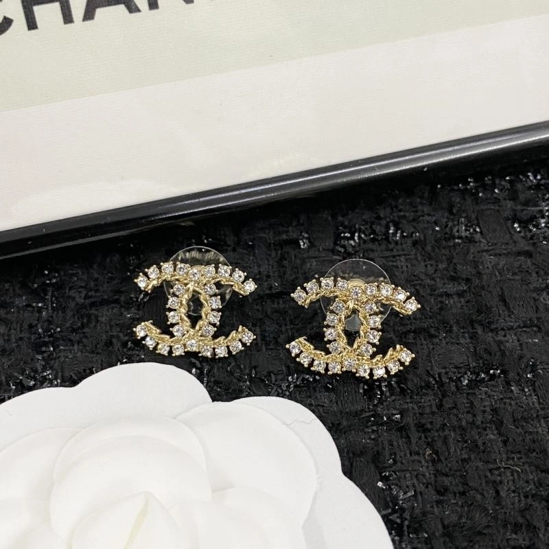 Popular Chanel Earrings 226059