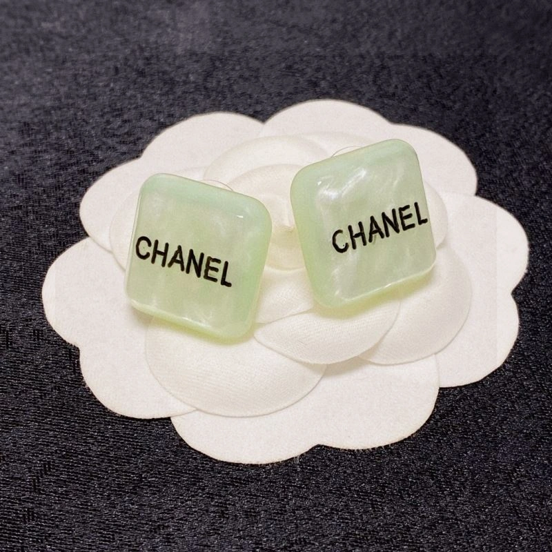 Chanel Earrings Lightweight 226052