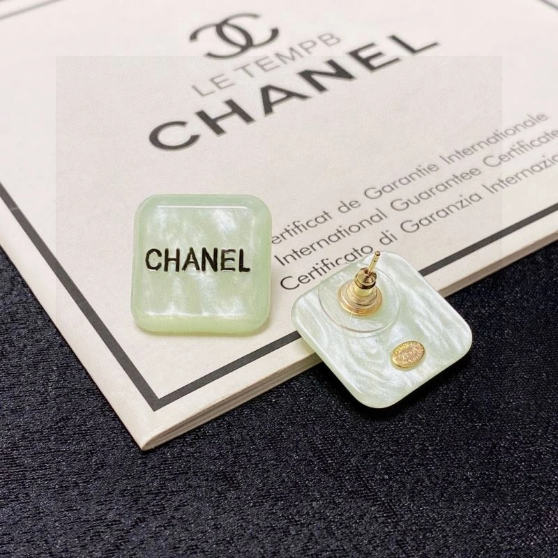 Chanel Earrings Lightweight 226052