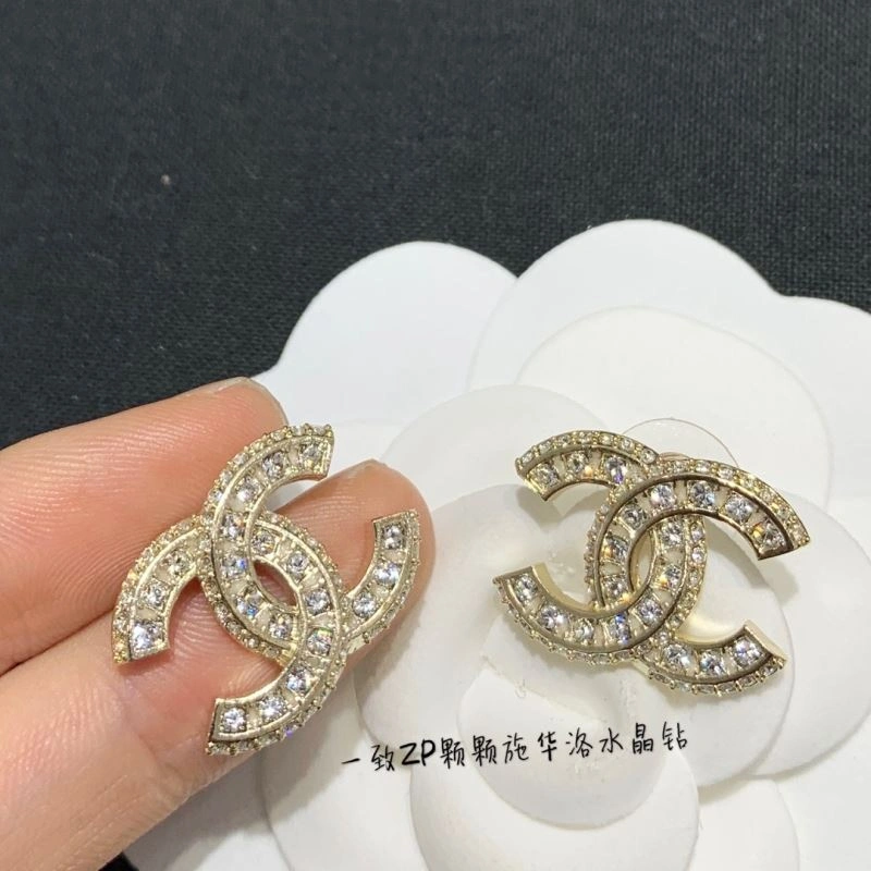 Chanel Earrings Affordable 226057