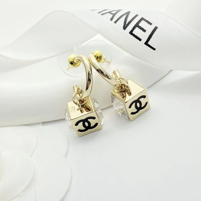Vibrant Chanel Earrings 226042