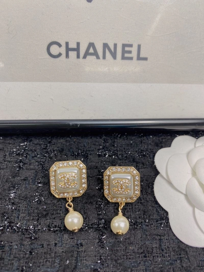 Durable Chanel Earrings 226039