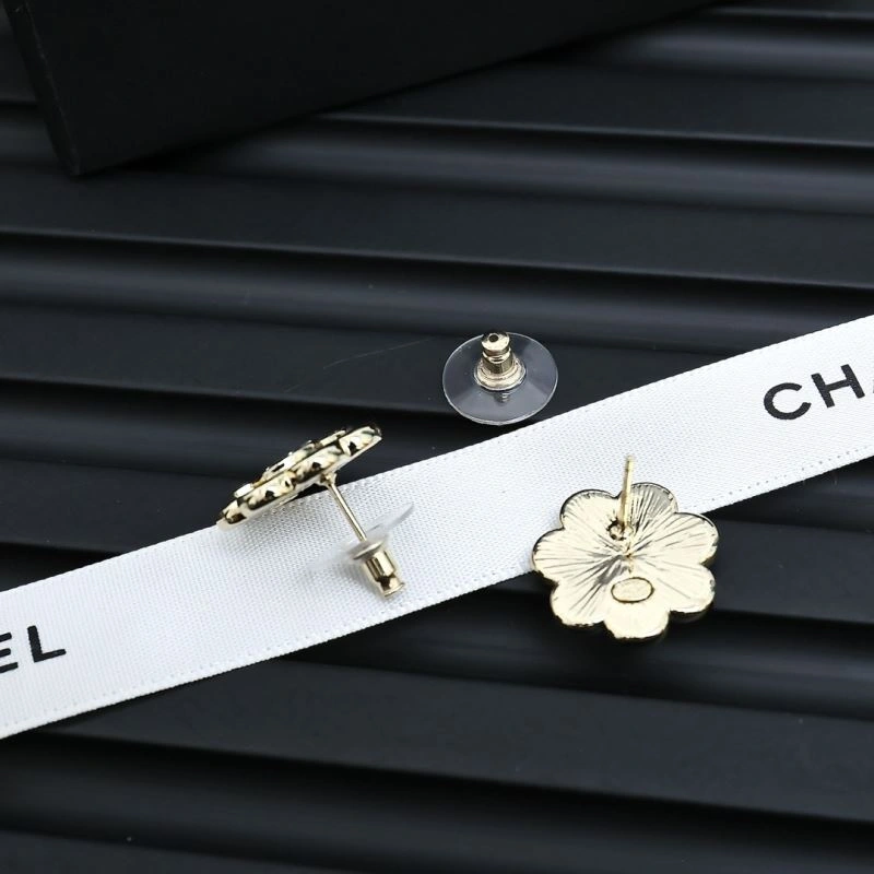 Breathable Chanel Earrings 226055