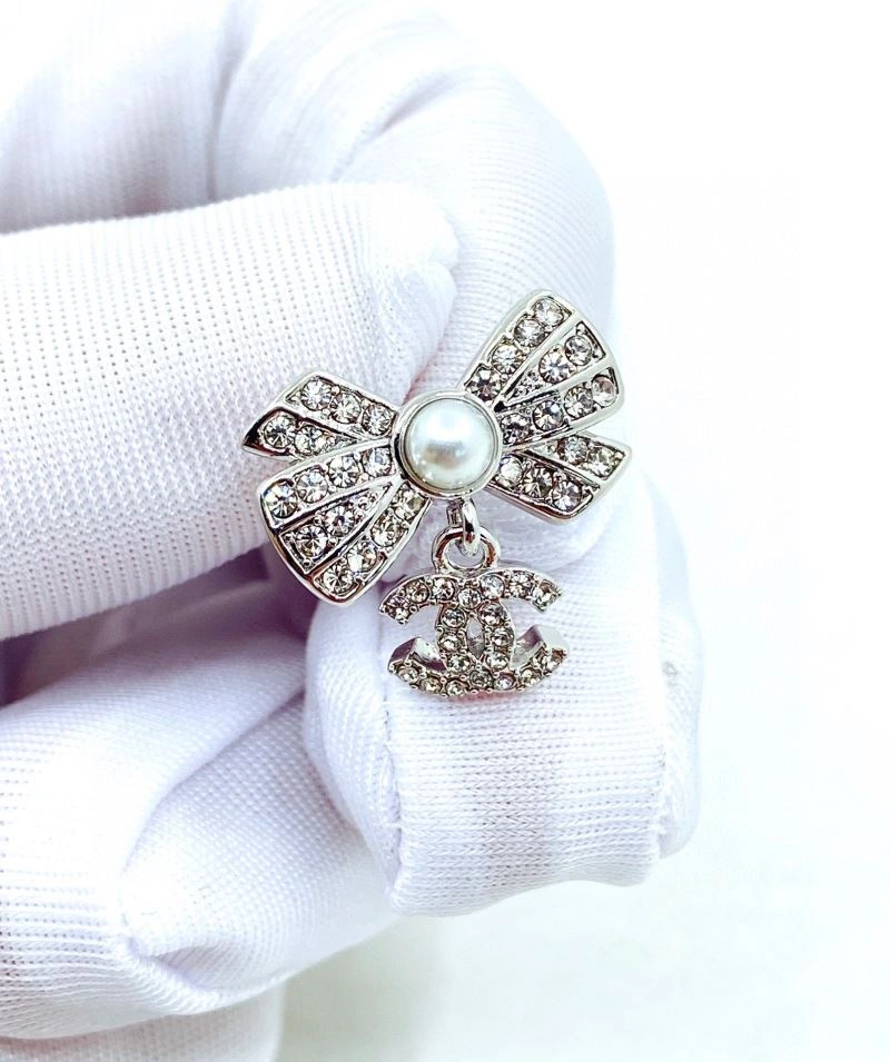Chanel Earrings Youthful 226046