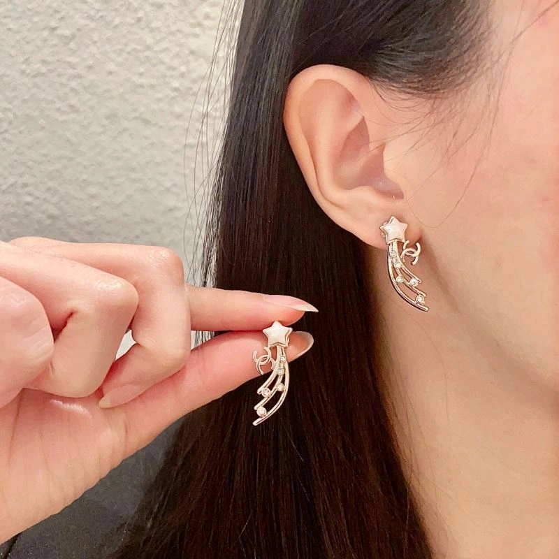 Chanel Earrings Attractive 226035