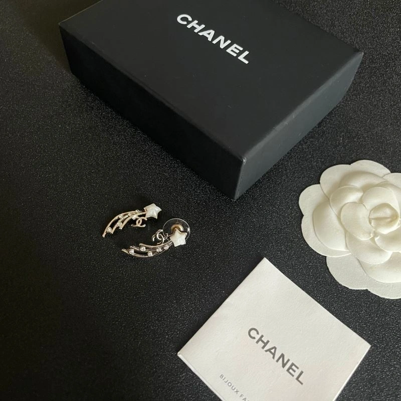 Chanel Earrings Attractive 226035