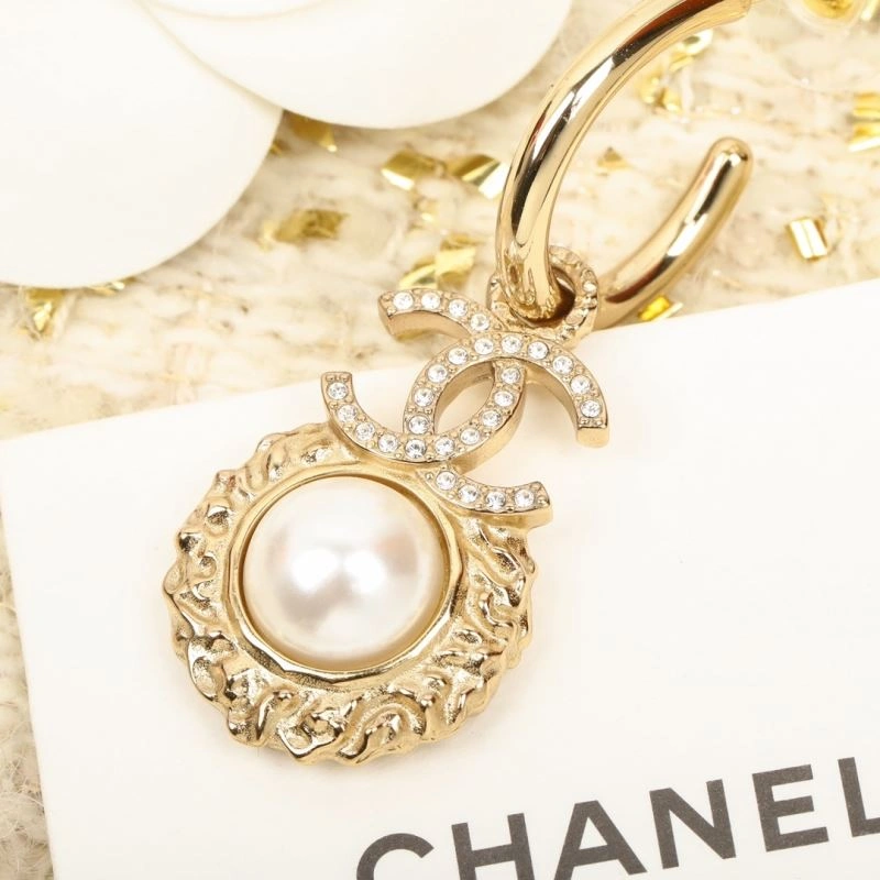 Supportive Chanel Earrings 226027