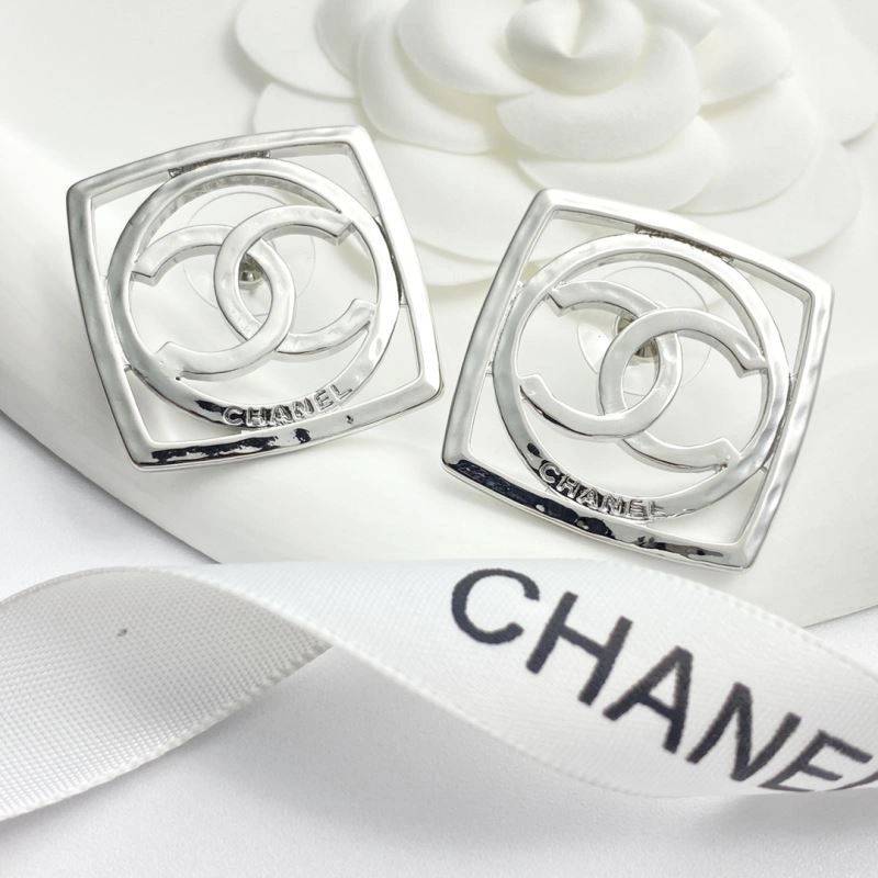 Youthful Chanel Earrings 226015