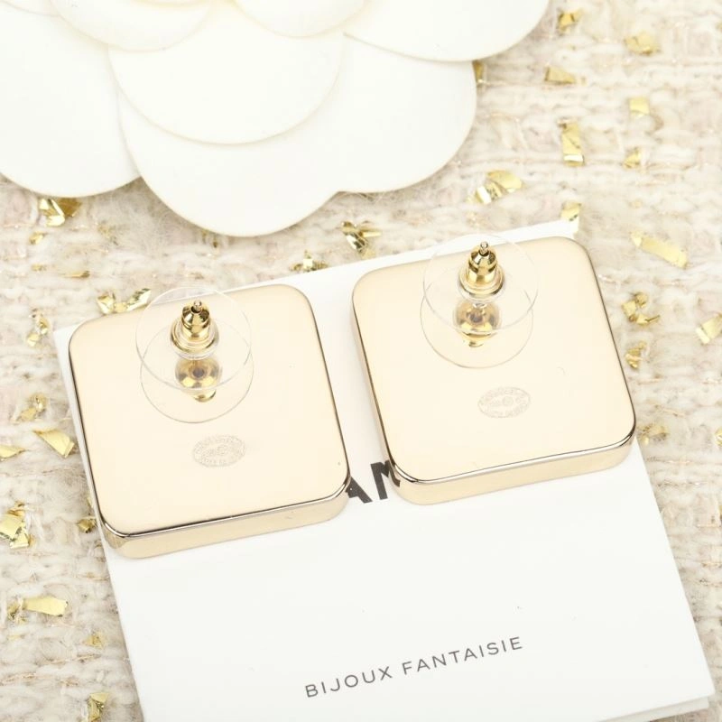 WrinkleFree Chanel Earrings 226021