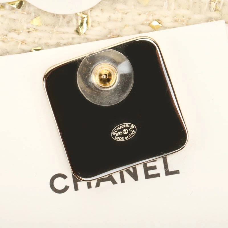 Cozy Chanel Earrings 226007