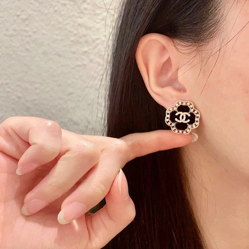 Chanel Earrings Unique 225995