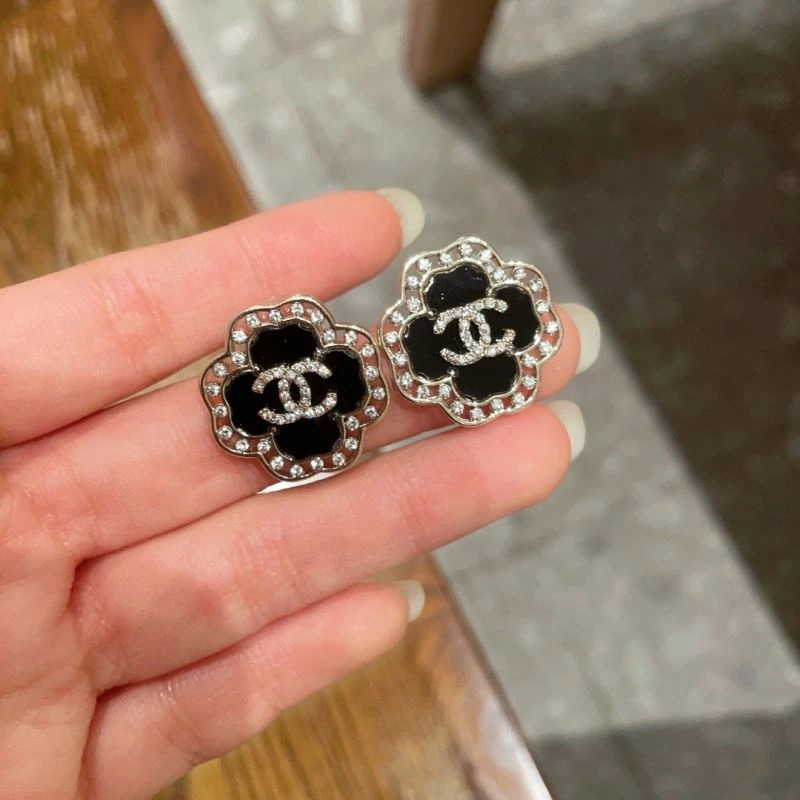 Chanel Earrings Unique 225995