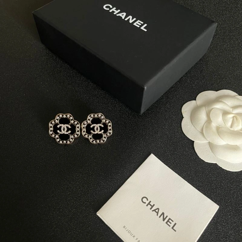 Chanel Earrings Unique 225995