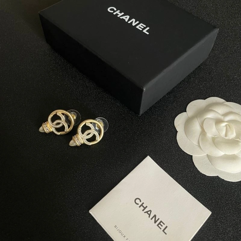 Chanel Earrings Efficient 225996