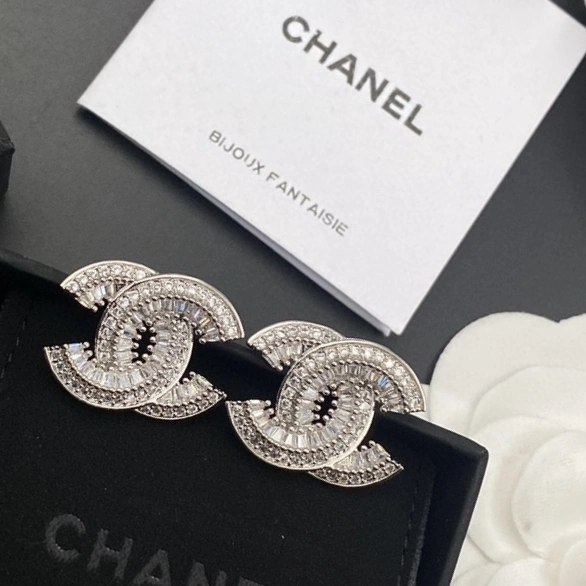 Tailored Chanel Earrings 225992