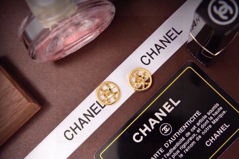 Stylish Chanel Earrings 225994