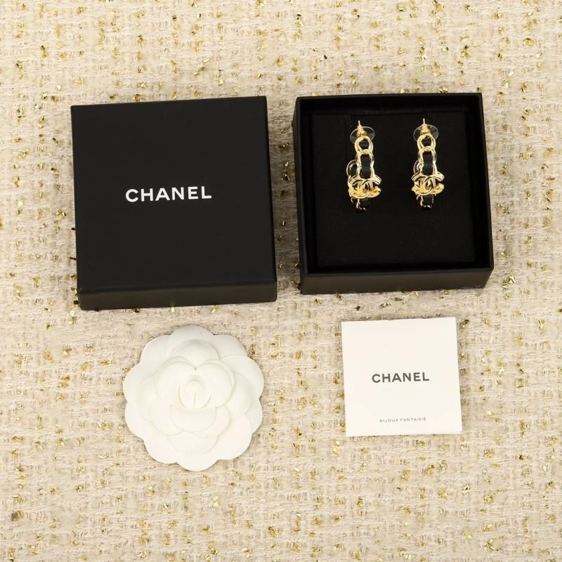 Chanel Earrings Comfortable 226089