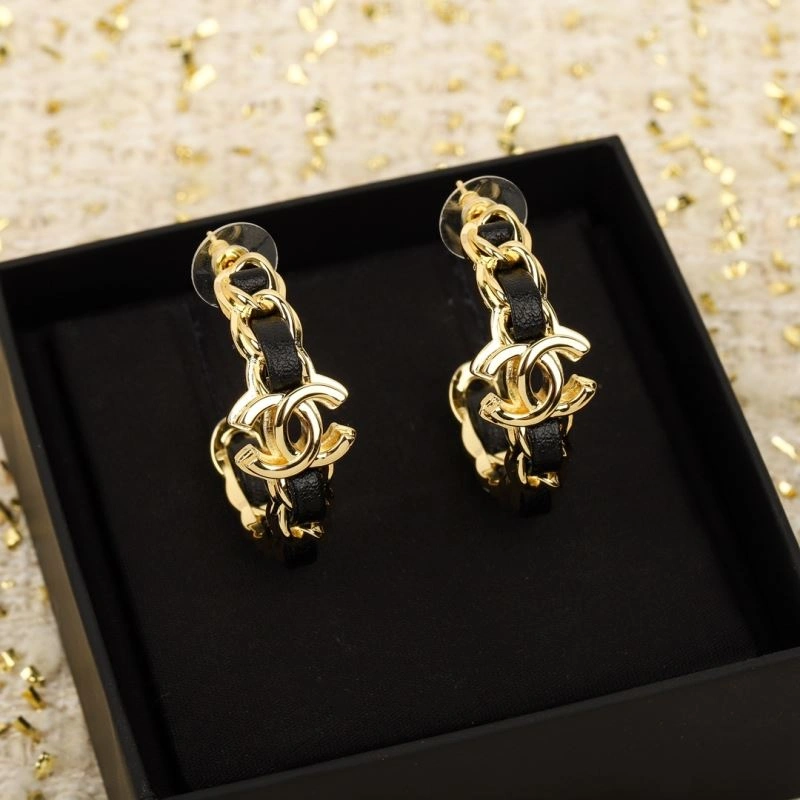 Chanel Earrings Comfortable 226089