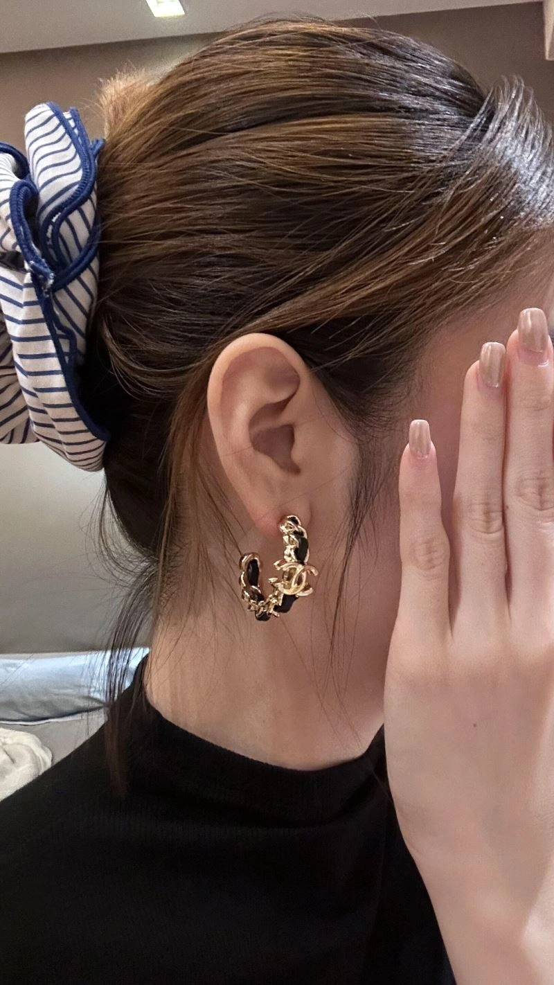 Chanel Earrings Comfortable 226089